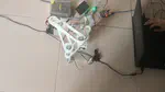 Underactuated robotic arm based on parallelogram mechanism